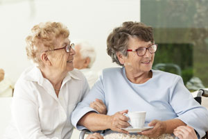 What specialties do community health centers (CHCs) service?